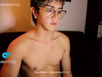 Chaturbate Adult Video Chat of juancamroom