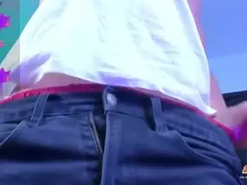 Chaturbate Live Sex Cam of black_skull22