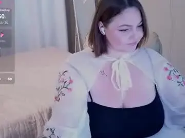 Chaturbate Live Sex of essensual_