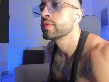 Chaturbate Live Porn of jeremy_harden