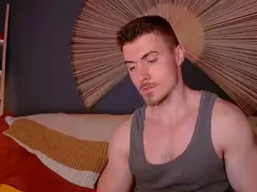 Chaturbate Watch Live Sex Cams of eddieds