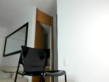 Chaturbate Live Sex Cam of sr_smit_hot