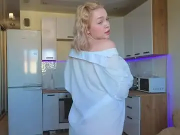 Chaturbate Live Sex Cam of celestia_dyson