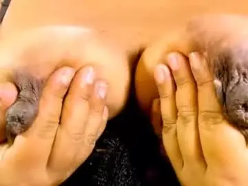 Chaturbate Free Porn Cam of jan_milkhot