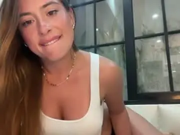 Chaturbate Adult Video Chat of karinaaaxx