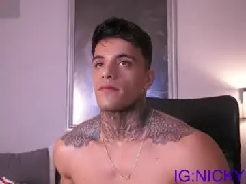 Chaturbate Watch Live Sex Cams of alan_morrys