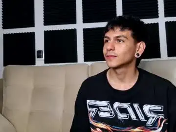 Chaturbate Adult Webcam of austin_falcon