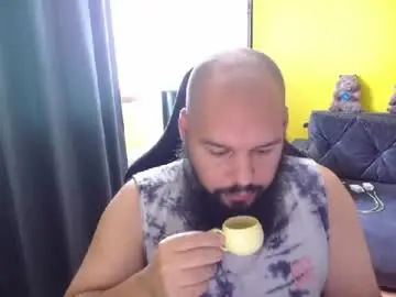 Chaturbate Free Porn Cam of guessswho24
