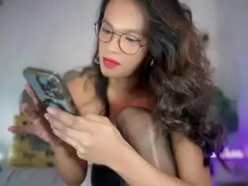 Chaturbate Live Sex Cam of kandymuse_