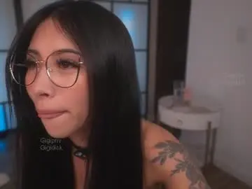 Chaturbate Live Sex Cam of gigi_ulala