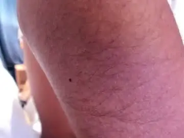 Chaturbate Live Sex Cam of camilagomezz