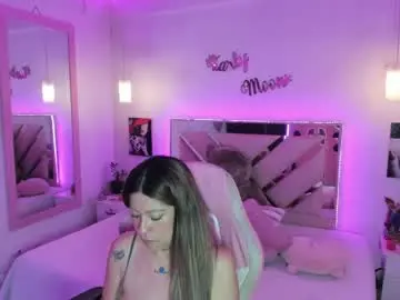 Chaturbate Live Sex Cam of karly_moonn