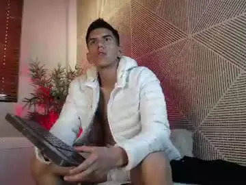 Chaturbate Live Sex of lucca_moreti