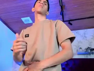 Chaturbate Free Live Porn of lucca_moreti