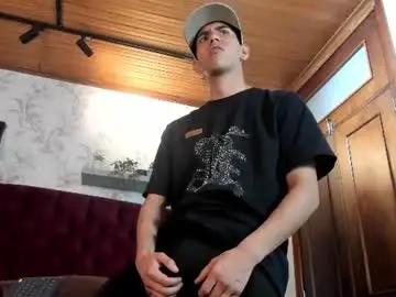 Chaturbate Watch Live Sex Cams of lucca_moreti
