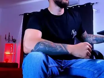 Chaturbate Adult Video Chat of mightyaaron