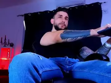 Chaturbate Free Porn Cam of mightyaaron