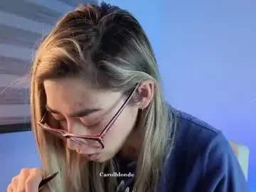 Chaturbate Free Porn Cam of carolblonde