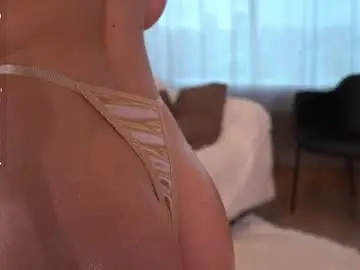 Chaturbate Free Porn Cam of lynnalltop