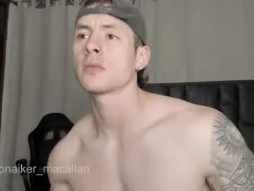 Chaturbate Watch Live Sex Cams of jhonny_macallan