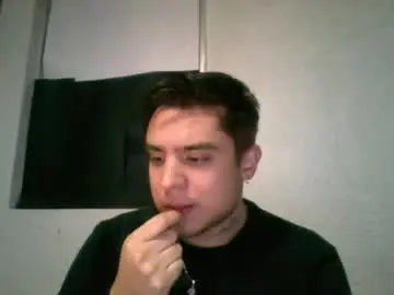 Chaturbate Live Sex Cam of alber753713