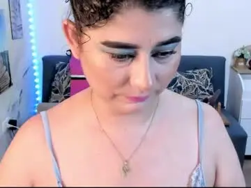 Chaturbate Free Porn Cam of alinabozz1