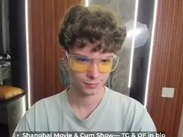 Chaturbate Live Porn of calvin_loves_you