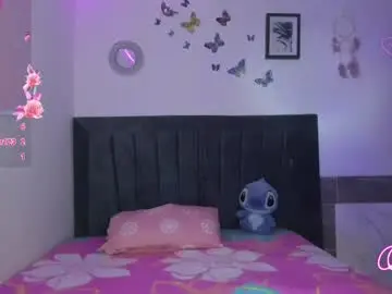 Chaturbate Free Live Porn of emmie_bunny
