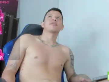 Chaturbate Free Porn Cam of steven_skinnyboy
