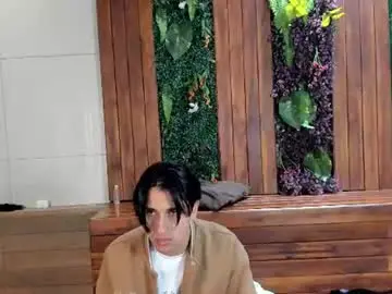 Chaturbate Nude Webcam of andyjoy_