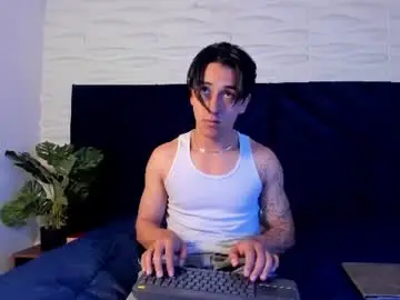 Chaturbate Sex Cam of andyjoy_