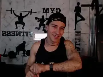 Chaturbate Best live sex cam show of andyjoy_