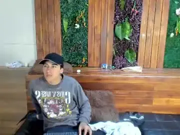 Chaturbate Sex Chat of andyjoy_
