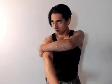 Chaturbate Sex Cam of andyjoy_
