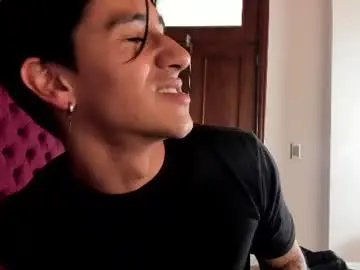 Chaturbate Live Sex of andyjoy_