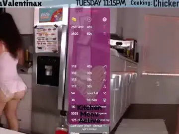 Chaturbate Live Sex Cam of milavalentinax