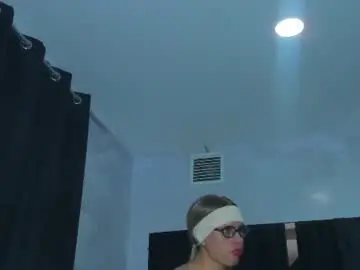Chaturbate Adult Video Chat of sam_naughty18