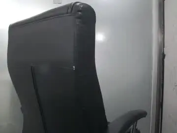 Chaturbate Free Porn Cam of yaraxcox