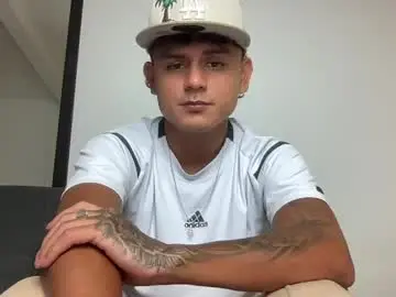 Chaturbate Nude Webcam of bob_pettersonn