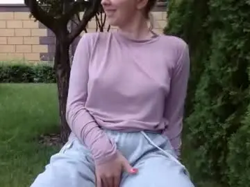 Chaturbate Free Live Porn of georgiapeachgirl