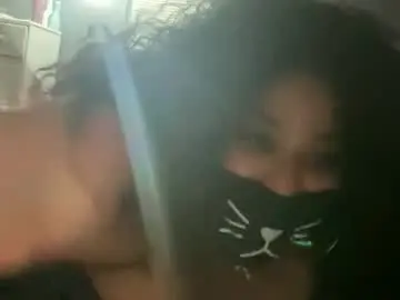 Chaturbate Free Live Porn of plushiedollxoxo