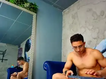 Chaturbate Watch Live Sex Cams of vans_ross