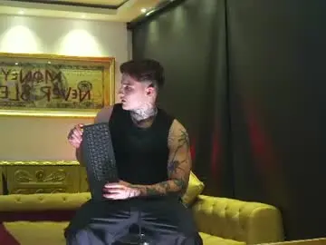 Chaturbate Best live sex cam show of dantecoppolaa