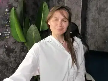 Chaturbate Live Sex Cam of lillian_white1