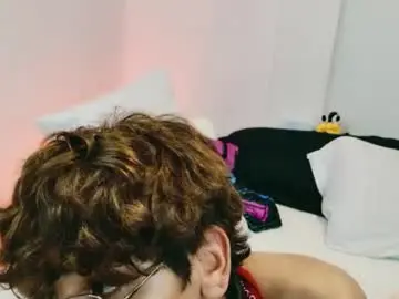 Chaturbate Adult Video Chat of samy_twink