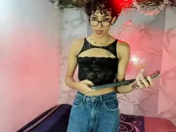 Chaturbate Adult Webcams of alexandluke1