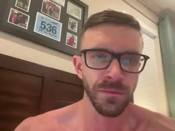 Chaturbate Best live sex cam show of hungrunner24