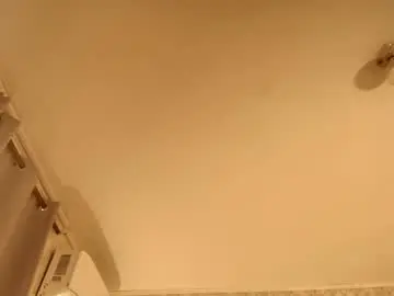 Chaturbate Live Sex Cam of yazminjenner