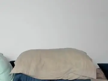Chaturbate Free Live Porn of 10in_deluxe