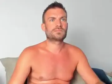 Chaturbate Free Porn Cam of 10in_deluxe